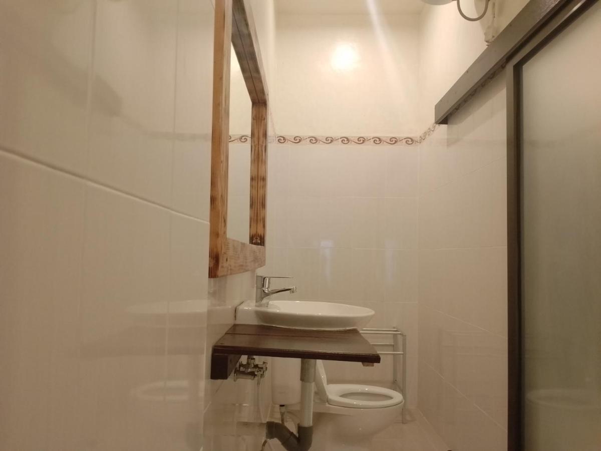 Yanti Guest House Canggu Buitenkant foto